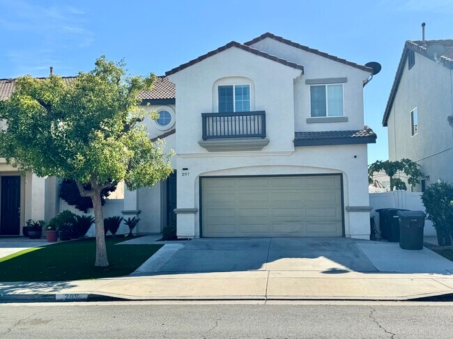 Building Photo - 297 Mildred St