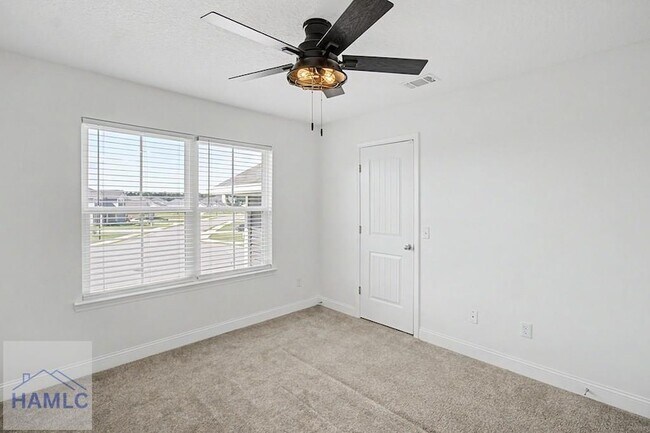 Building Photo - 206 Farnsworth Trl