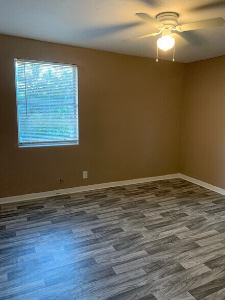 Bedroom - 232 Chelsea St