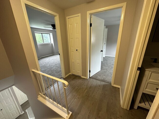 Building Photo - Westbrook Townhouses-2 BR, 1.5 Bath