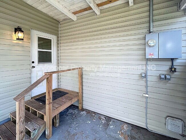 Building Photo - 4722 Harris Ave