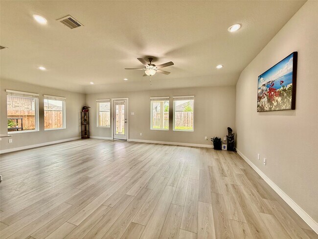 Building Photo - 6415 Brazos Trl Dr