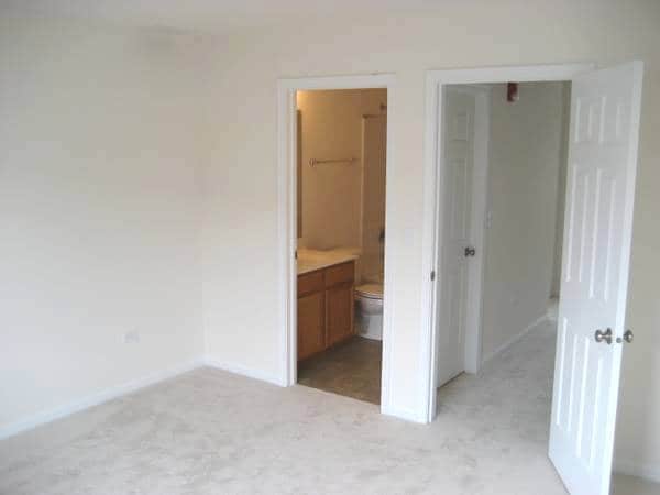 Building Photo - 928 Charlton Ln