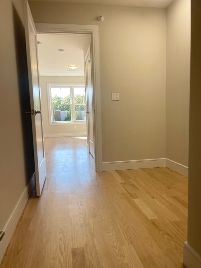 Building Photo - 100 Schraalenburgh Rd