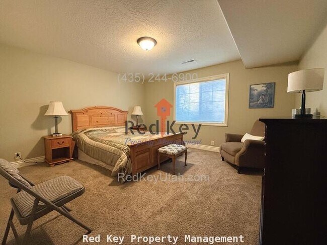 Building Photo - 739 Elk Meadow Loop