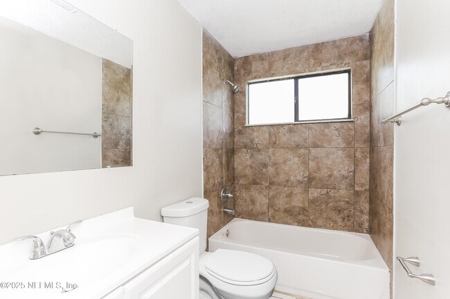 Building Photo - 1791 Coventry Ct
