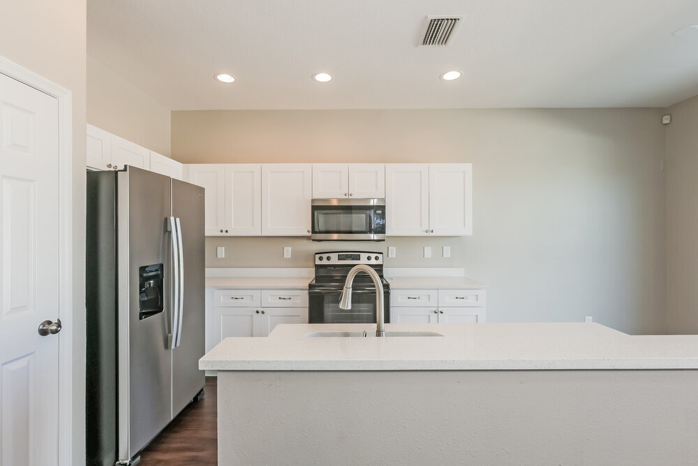 Building Photo - 425 Chimney Rock Dr