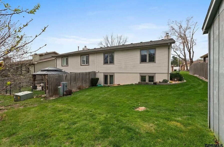 Building Photo - 1826 Normandy Ln