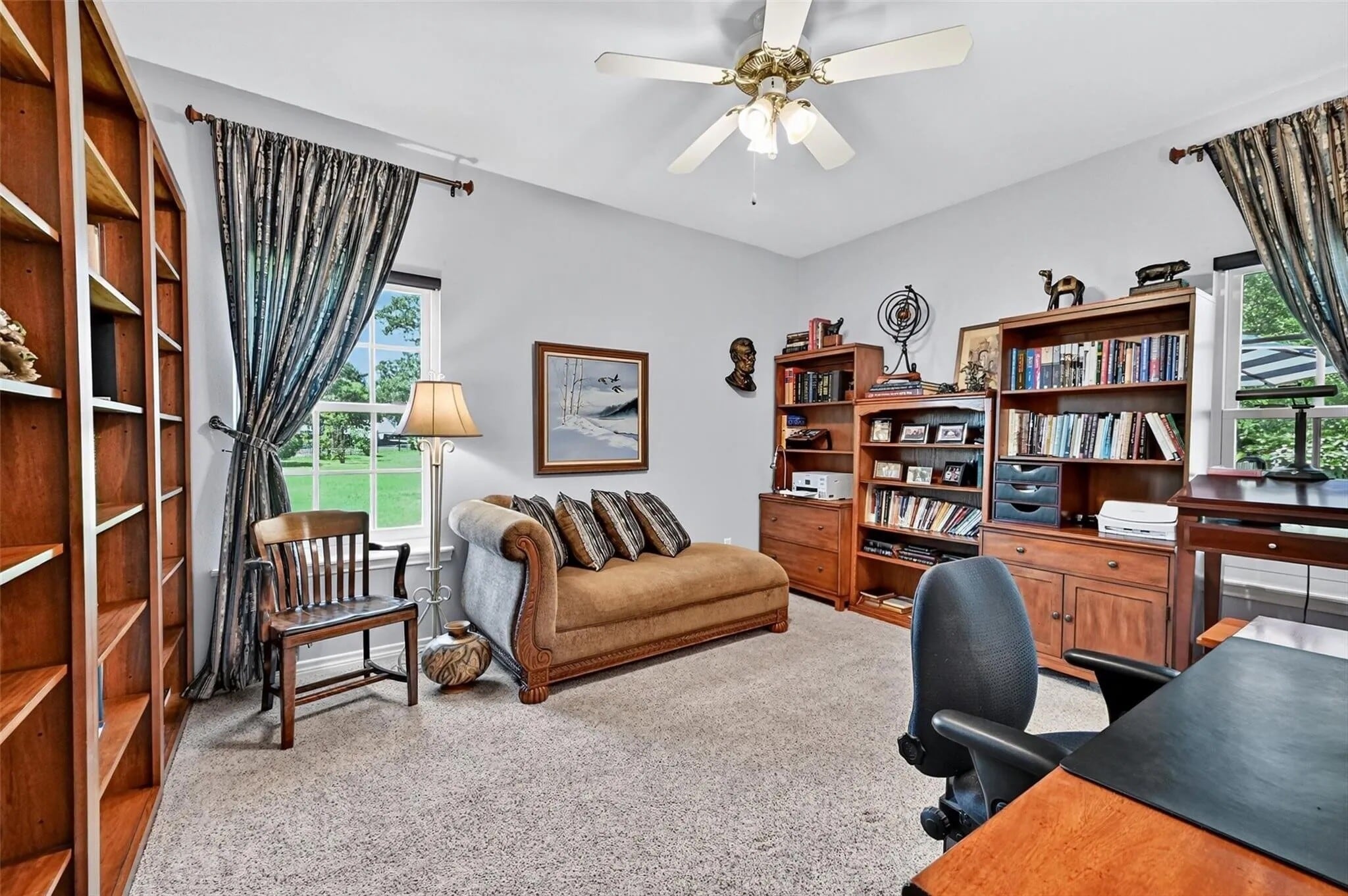 Building Photo - 122 Comanche Dr