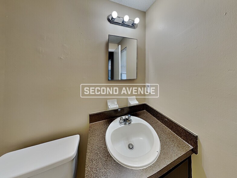 Building Photo - 5939 Pueblo Ct