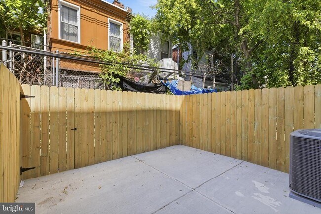 Building Photo - 2534 N 11th St