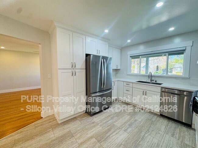 Building Photo - 3754 Compton Ln