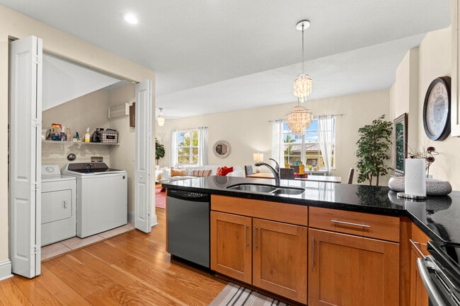 Building Photo - 3120 N Latitude Cir