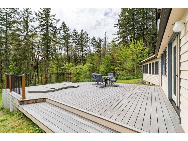 Building Photo - New Price! Custom Home