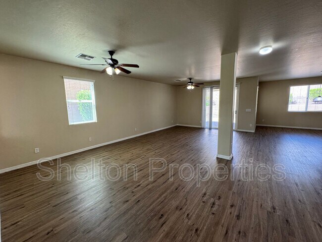 Building Photo - 20684 W White Rock Rd