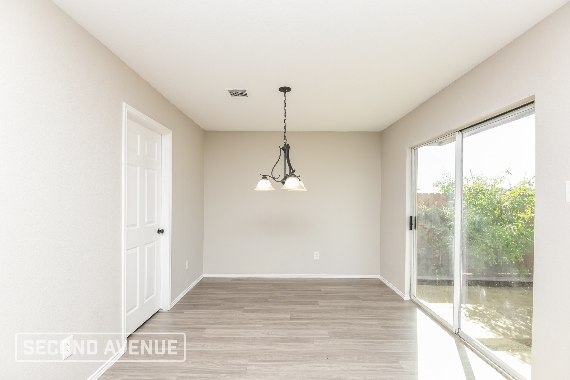 Building Photo - 6237 Hereford Dr