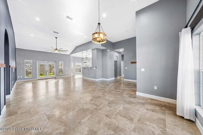 Building Photo - 6495 Bamboo Ave