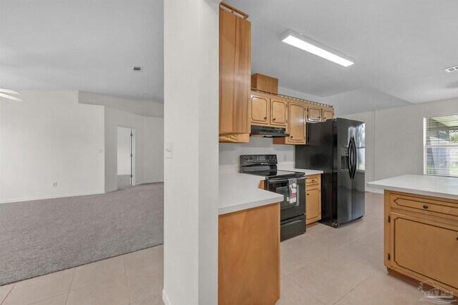 Building Photo - 9568 Brentwood Blvd