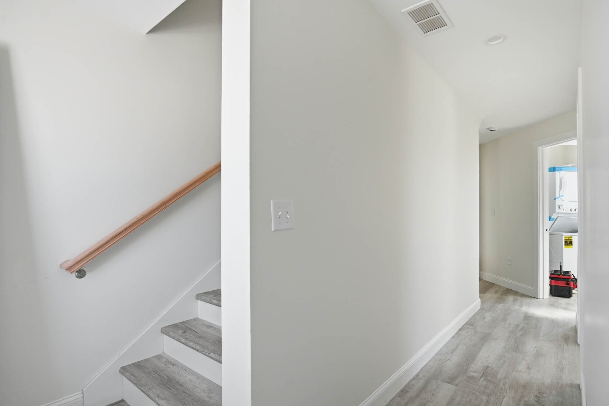 Building Photo - 23 Blake St