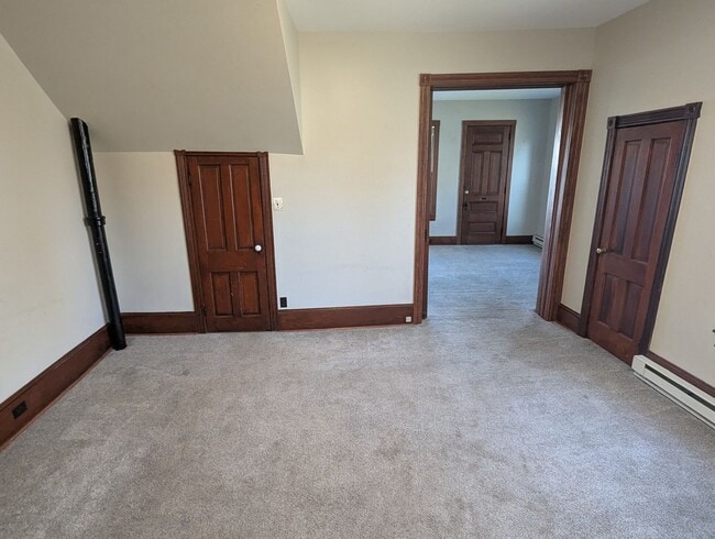 Building Photo - 24 W Water St