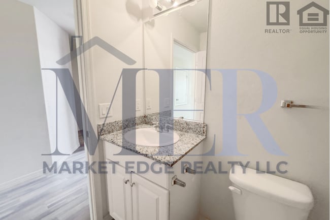 Building Photo - 3Bed/2Bath in Casa Grande! $199 MOVE-IN SP...