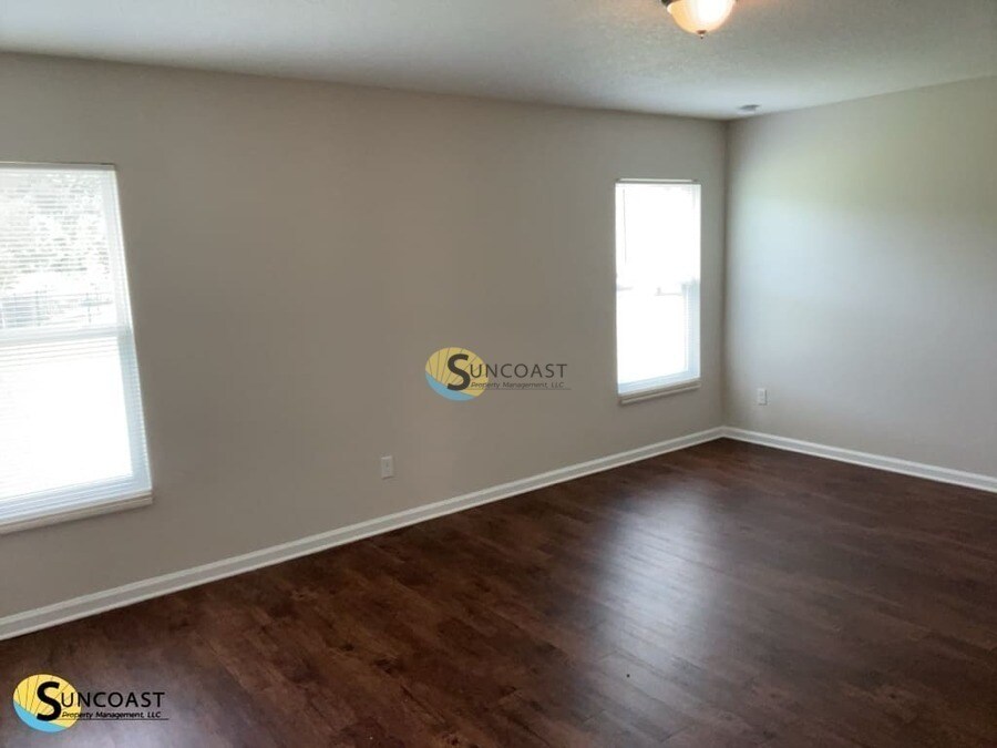 Building Photo - 8175 Golden Bamboo Dr