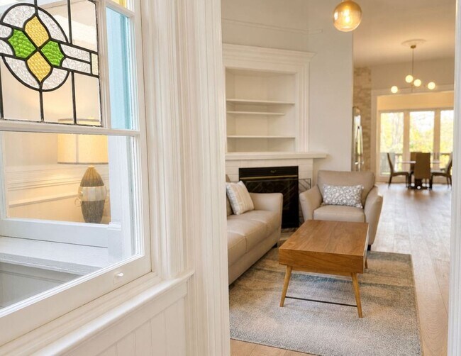Building Photo - Timeless Character. Modern Lifestyle. Unbeatable Location.