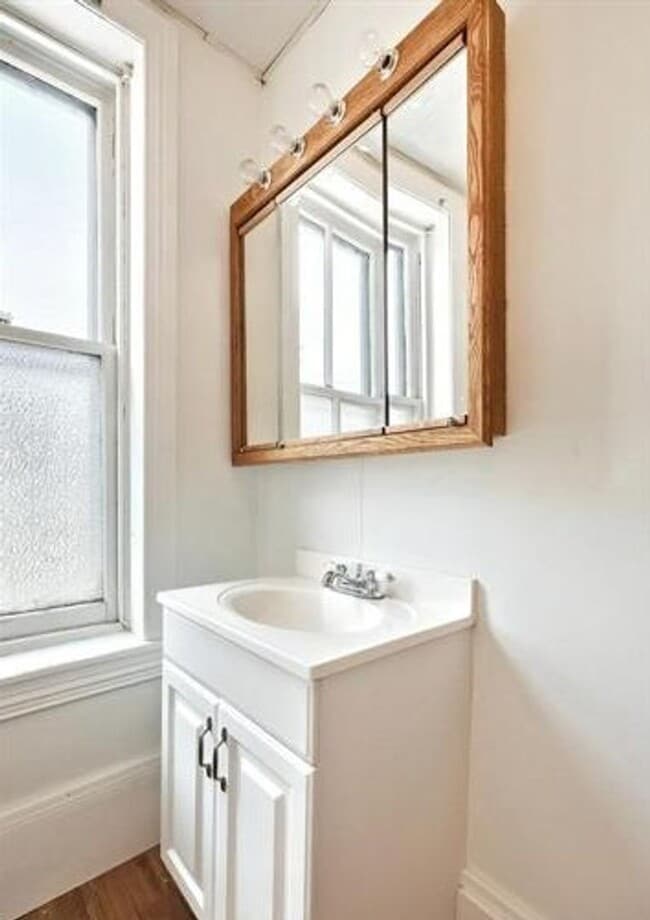 Building Photo - Coming Soon! Beautiful 3 Bedroom, 1 Bath C...