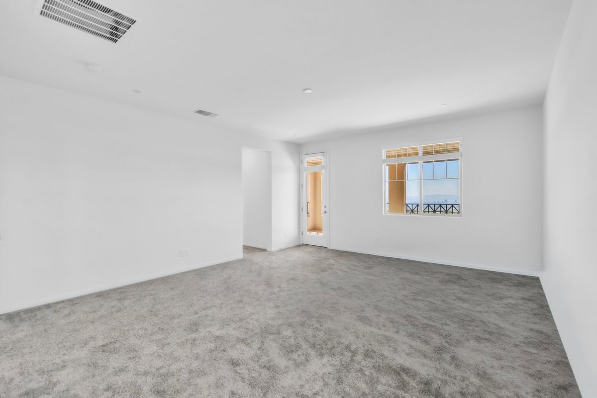 Building Photo - 528 Parkwind Ln