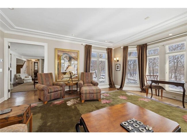 Building Photo - 2810 W Lake of the Isles Pkwy