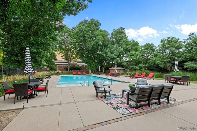 Building Photo - 3436 S Race St