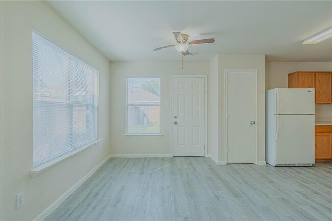 Building Photo - 21210 Pinewalk Brook Ln