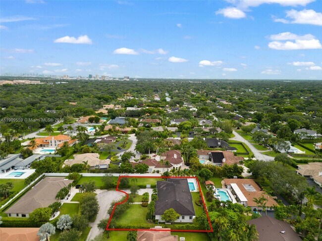 Building Photo - 9580 SW 101st Terrace