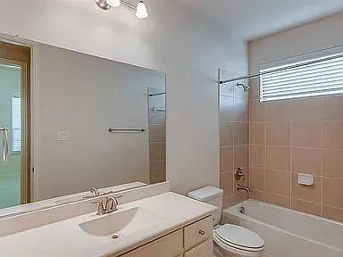 Building Photo - 3906 Plum Vista Pl