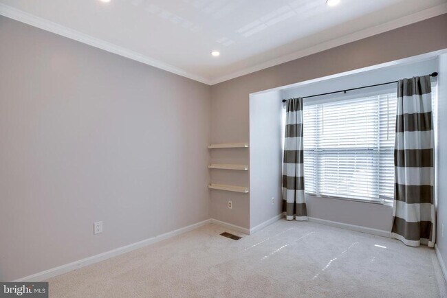 Building Photo - 5610 Gosling Ct