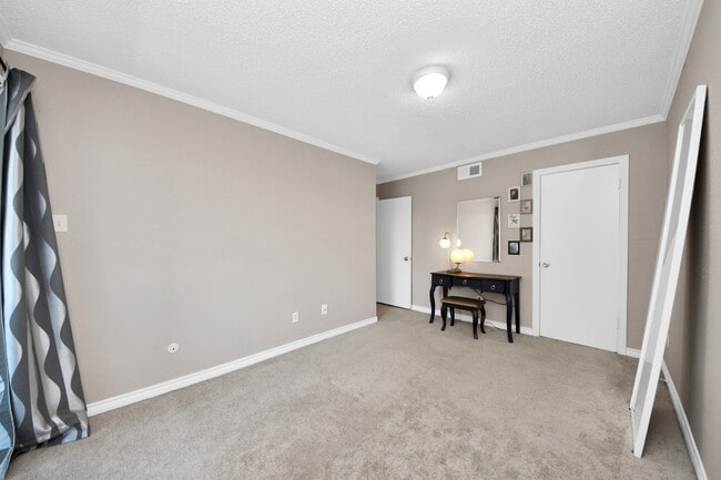 Building Photo - 781 Country Pl Dr
