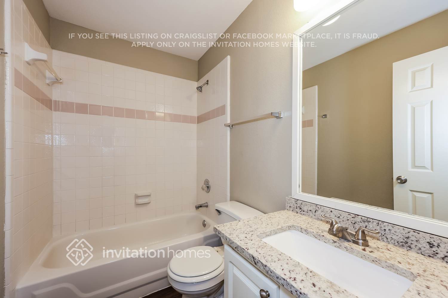 Building Photo - 2309 Brookview Dr