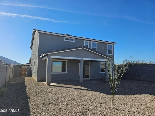 Building Photo - 3010 E Augusta Ave