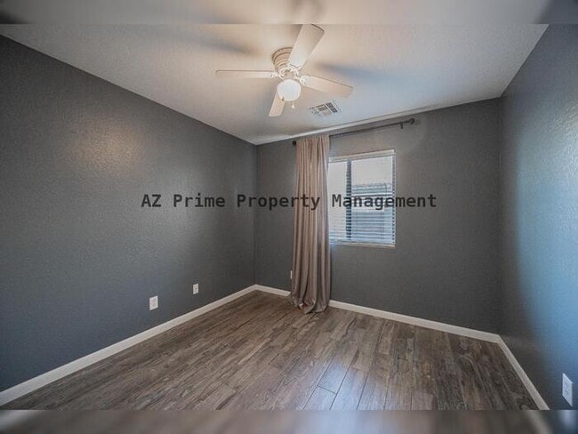 Building Photo - 1633 E Beautiful Ln