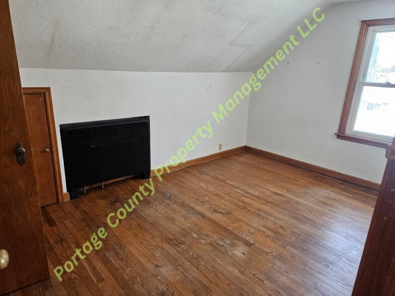 Building Photo - 200 S Pacific St