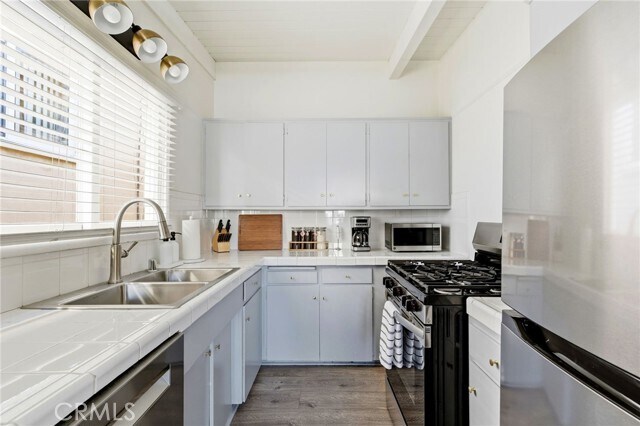Building Photo - 121 Rosecrans Ave