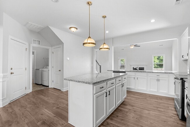 Building Photo - 710 Tuscany Cir