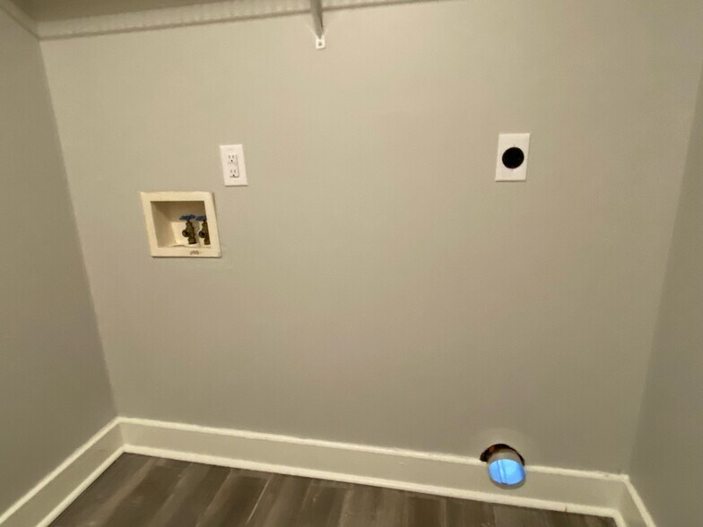 Building Photo - 632 Old Humboldt Rd