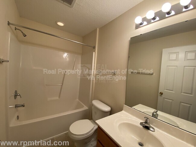 Building Photo - 200 Rural Hall-Germanton Rd