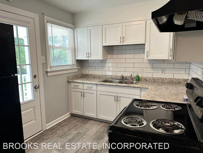 Building Photo - 3 br, 1 bath House - 1182 Duncan Drive