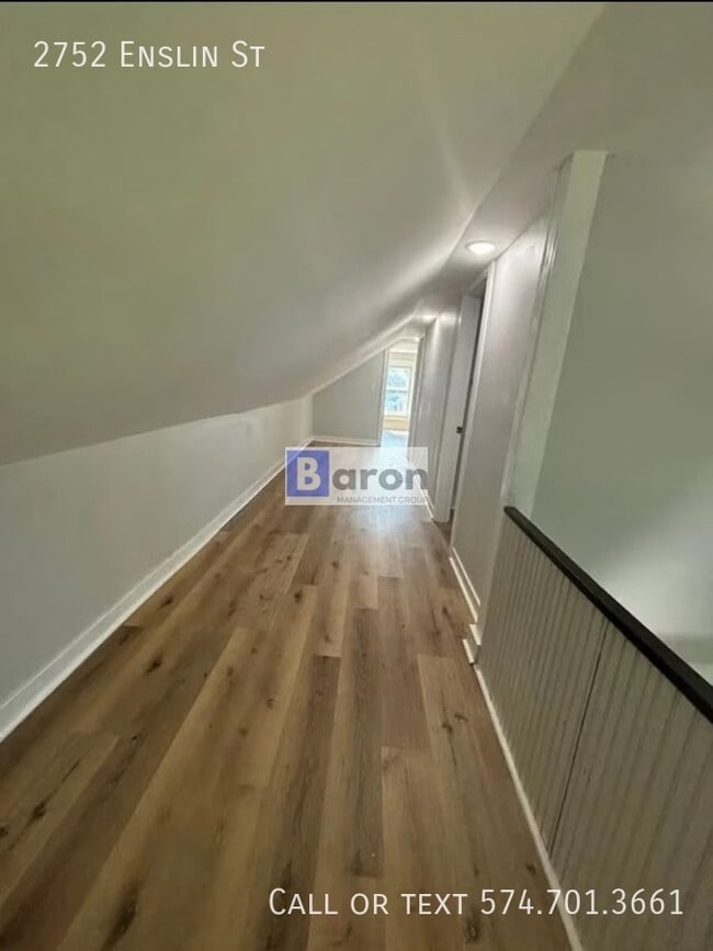 Building Photo - 2752 Enslin St