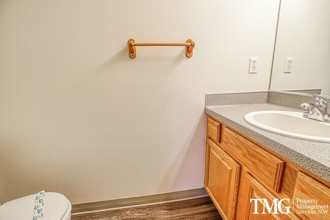 Building Photo - Pachl10