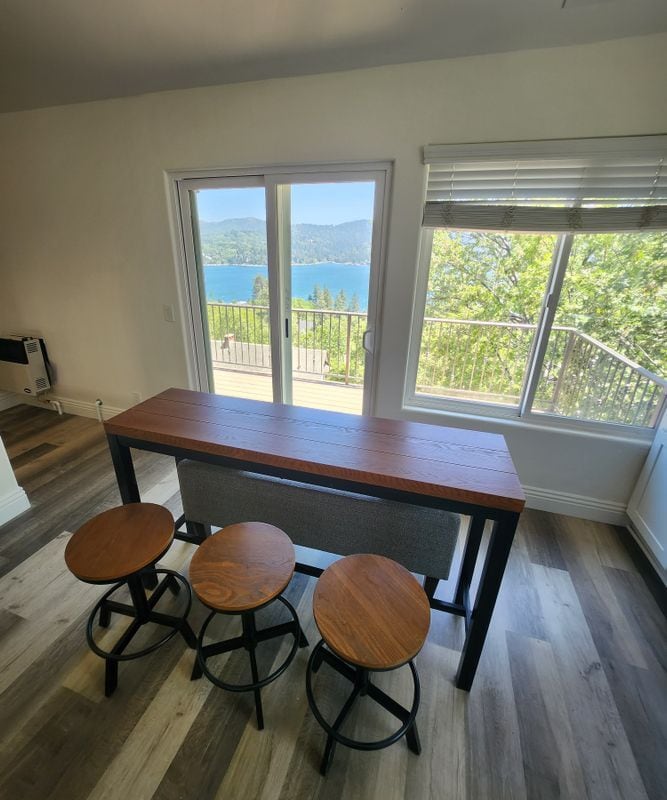 Building Photo - 872 Wild Rose Cir