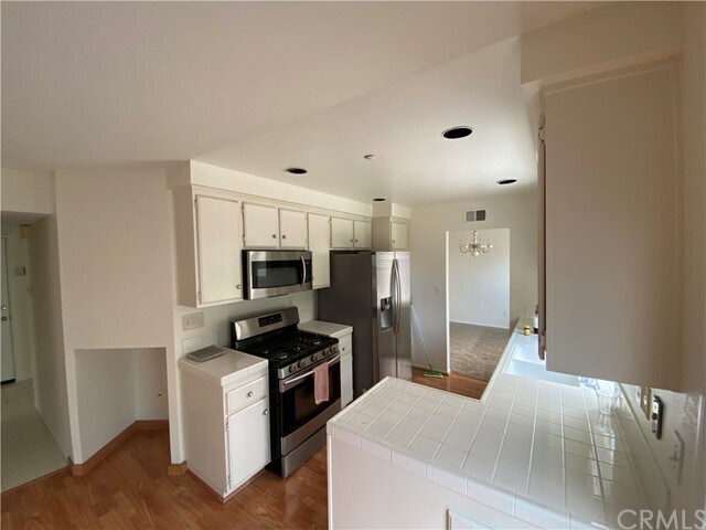 Building Photo - 9924 Waterfall Cir