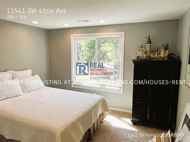 Building Photo - 11541 SW 45th Ave